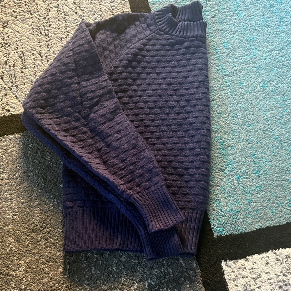 Lululemon crewneck sweater
